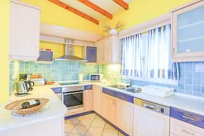 Villa Natasha in Nisaki