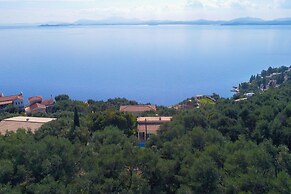 Villa Natasha in Nisaki