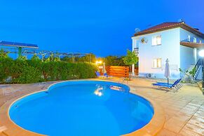 Villa Arsinoe Finiki