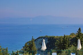 Antigoni Villa Tria in Longos