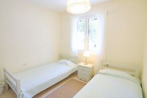 Antigoni Villa Tria in Longos