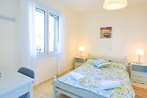 Antigoni Villa Tria in Longos