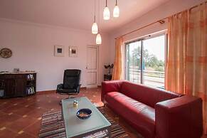 Casa da Alcaria by Portucasa