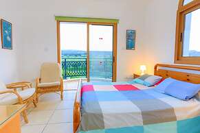 Villa Leda Finiki in Latchi