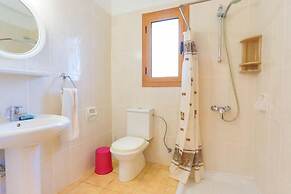 Villa Leda Finiki in Latchi