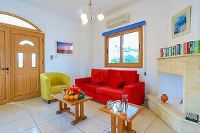 Villa Leda Finiki in Latchi