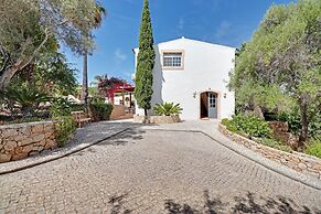 Quinta da Galina by Portucasa