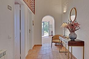 Quinta da Galina by Portucasa