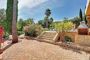 Quinta da Galina by Portucasa