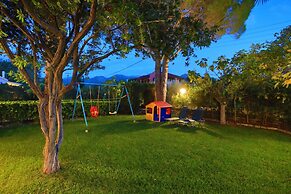 Beach Villa Marina in Roda