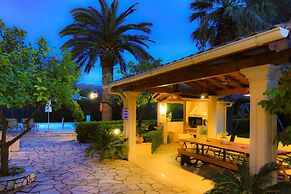 Beach Villa Marina in Roda