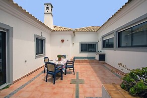 Villa Metacasa by Portucasa