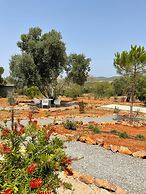 Casa Colinas Roxas by Portucasa