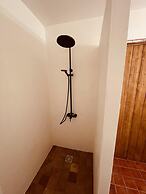 Casa Colinas Roxas by Portucasa