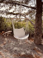 Casa Colinas Roxas by Portucasa