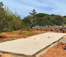 Casa Colinas Roxas by Portucasa