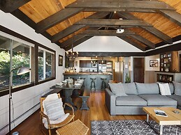 Lodge of the Nightingale