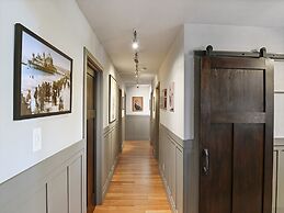 Lodge of the Nightingale