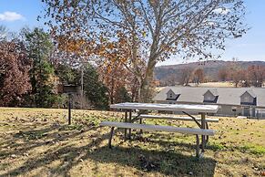 Kim's Dream Retreat - In the Heart of the Ozarks