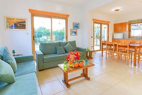 Villa Athina Finiki in Latchi