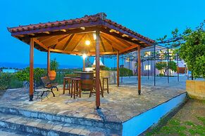 Villa Athina Finiki in Latchi