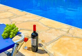 Villa Athina Finiki in Latchi