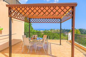 Villa Athina Finiki in Latchi