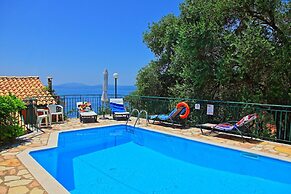 Villa Calypso in Nisaki