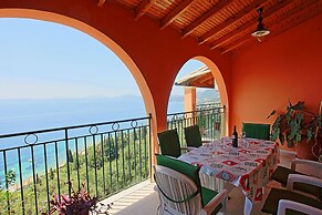 Villa Calypso in Nisaki