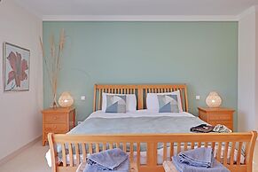 Casa do Pomar by Portucasa