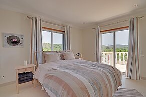 Casa do Pomar by Portucasa