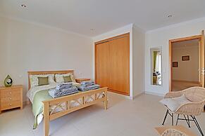 Casa do Pomar by Portucasa