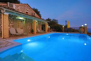Viilla Kefalaki Superb Sceneries and Views Private Pool