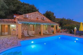 Viilla Kefalaki Superb Sceneries and Views Private Pool
