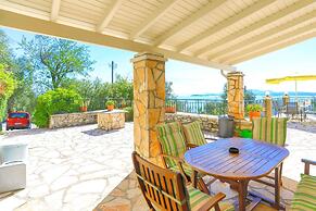 Viilla Kefalaki Superb Sceneries and Views Private Pool