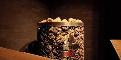 Rembrandt Cabin and Spa Shimbashi - Caters to Men