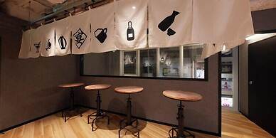 Rembrandt Cabin and Spa Shimbashi - Caters to Men