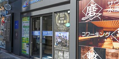 Rembrandt Cabin and Spa Shimbashi - Caters to Men