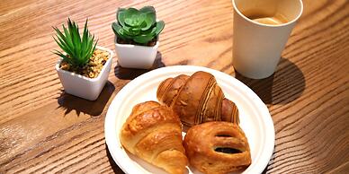 Rembrandt Cabin and Spa Shimbashi - Caters to Men