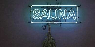 Rembrandt Cabin and Spa Shimbashi - Caters to Men