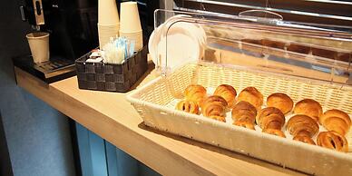 Rembrandt Cabin and Spa Shimbashi - Caters to Men