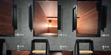 Rembrandt Cabin and Spa Shimbashi - Caters to Men