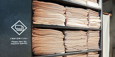 Rembrandt Cabin and Spa Shimbashi - Caters to Men