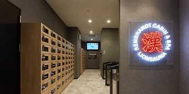 Rembrandt Cabin and Spa Shimbashi - Caters to Men