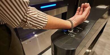 Rembrandt Cabin and Spa Shimbashi - Caters to Men