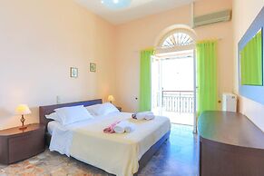 House On The Rocks in Nisaki