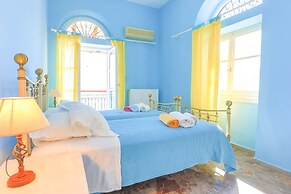 House On The Rocks in Nisaki