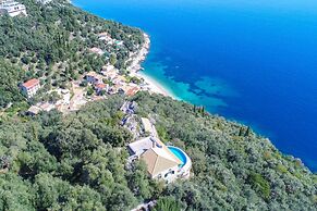 House On The Rocks in Nisaki