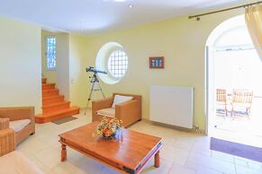 House On The Rocks in Nisaki