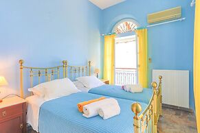 House On The Rocks in Nisaki